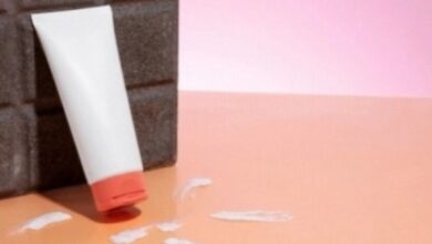 4 Sunscreen Lokal dengan Green Tea Terbaik untuk Cegah Sunburn & Atasi Jerawat, Kulit Sehat!