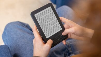 Tablet vs E-book Reader: Mana Lebih Nyaman untuk Membaca Buku Digital? Ini Kelebihan dan Kekurangannya!