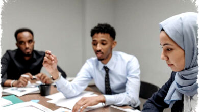 5 Cara Elegan Atasi Dominasi Rekan Kerja, Buktikan Diskusi Kembali Produktif dan Profesional