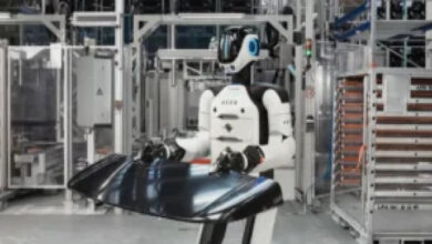BMW Uji Robot Humanoid AEON Lengkapi Produksi Mobil Listrik dengan Teknologi Physical AI