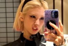 4 Mix And Match Outfit Jeon Somi, Bukti Effortless Bisa Tetap Chic?