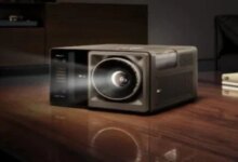 Hisense XR10 Dibuka Pre-Order, Proyektor 4K 6.000 Lumens Siap Ubah Ruang Tamu