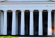 Ngabuburit Melampaui Mall, Menyusuri Kota Tua Hingga Hutan Kota GBK di Jakarta