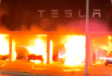 Showroom Tesla Sydney Dibakar, Jerigen Ditemukan Di Antara Mobil Hangus